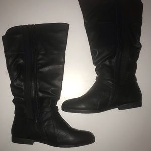 Cloudwalker by Avenue Womens 9W